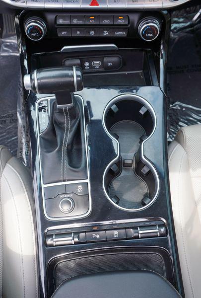 2019 Kia Stinger Base