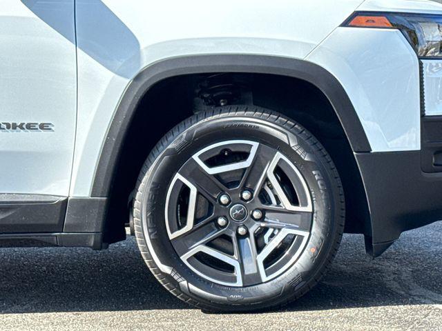 2026 Jeep Cherokee Laredo 4x4