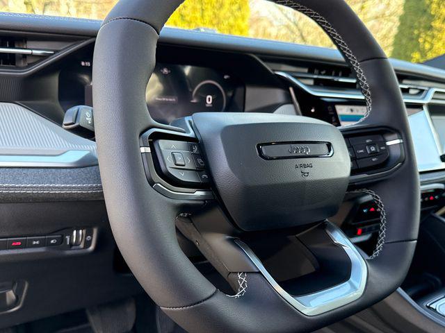 2026 Jeep Cherokee Laredo 4x4