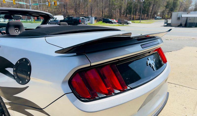 2015 Ford Mustang V6