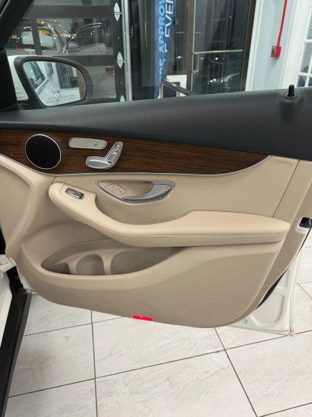 2022 Mercedes-Benz GLC 4MATIC SUV