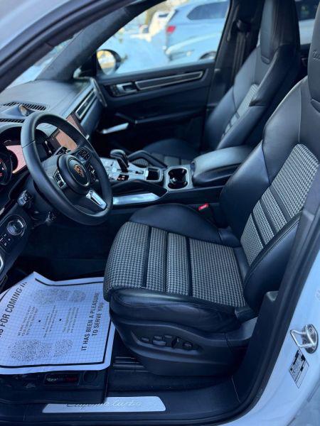 2022 Porsche Cayenne Turbo