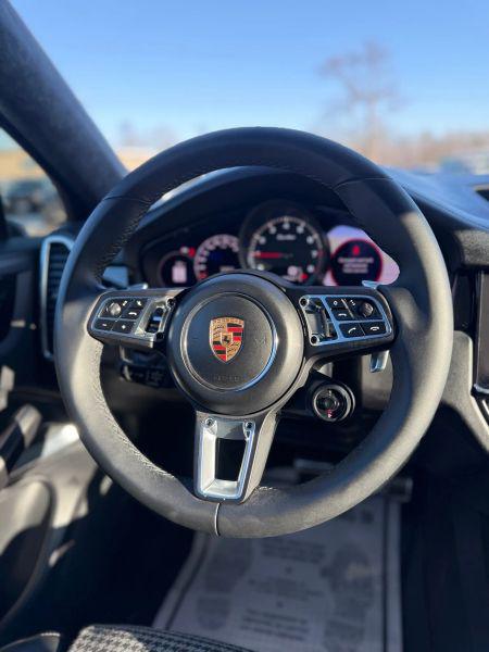 2022 Porsche Cayenne Turbo