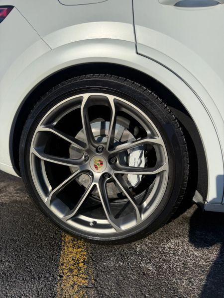 2022 Porsche Cayenne Turbo