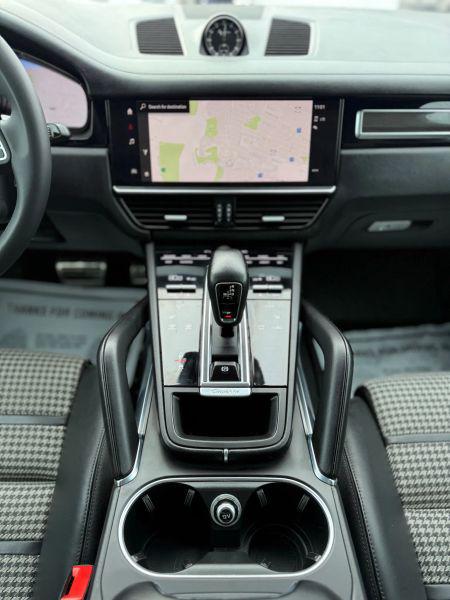 2022 Porsche Cayenne Turbo