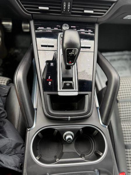 2022 Porsche Cayenne Turbo