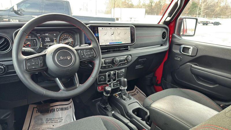 2025 Jeep Wrangler 4-Door Rubicon 4x4