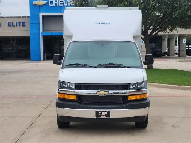 2025 Chevrolet Express Cutaway Work Van
