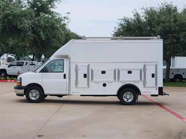 2025 Chevrolet Express Cutaway Work Van