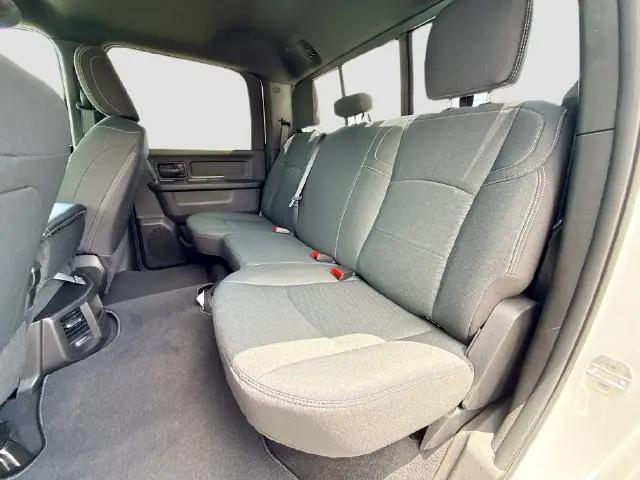 2026 Ram 2500 Black Express Crew Cab 4x4 64 Box