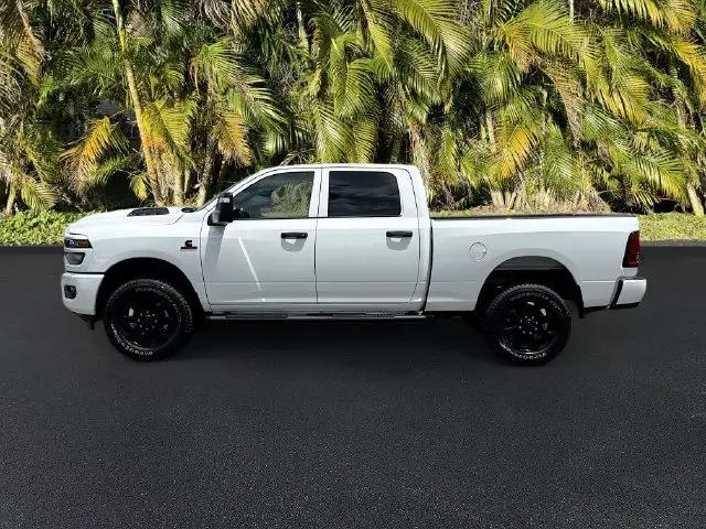 2026 Ram 2500 Black Express Crew Cab 4x4 64 Box