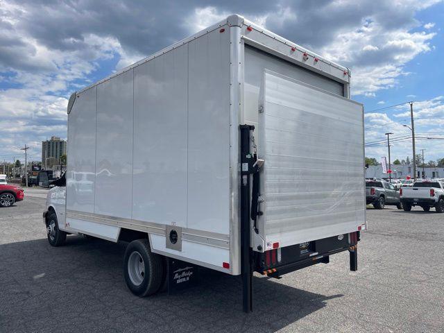 2025 Chevrolet Express Cutaway Work Van