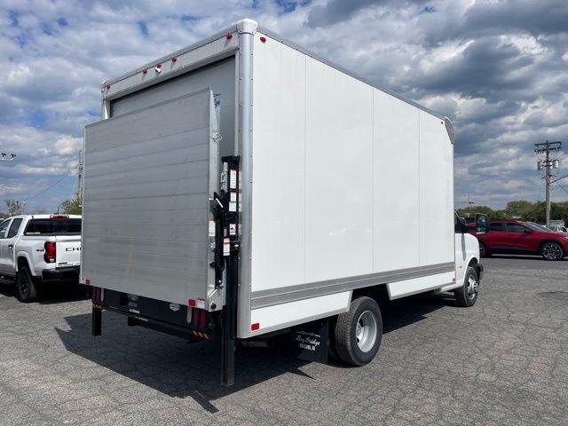 2025 Chevrolet Express Cutaway Work Van