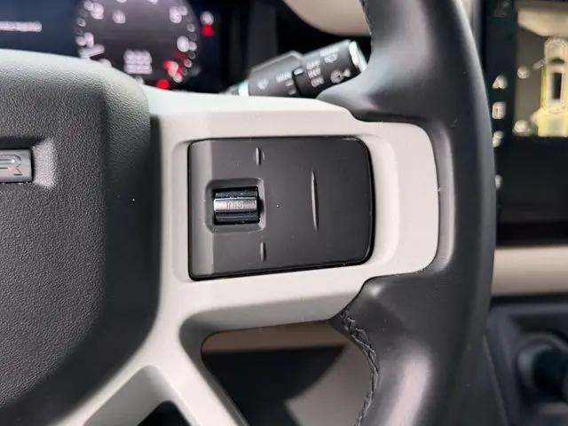 2023 Land Rover Defender 130 SE