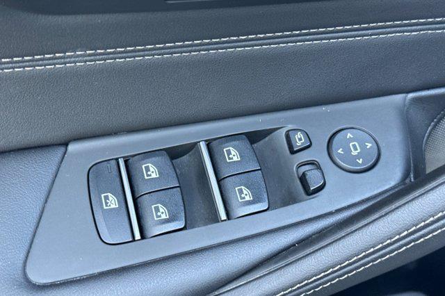 2023 BMW M5 i xDrive