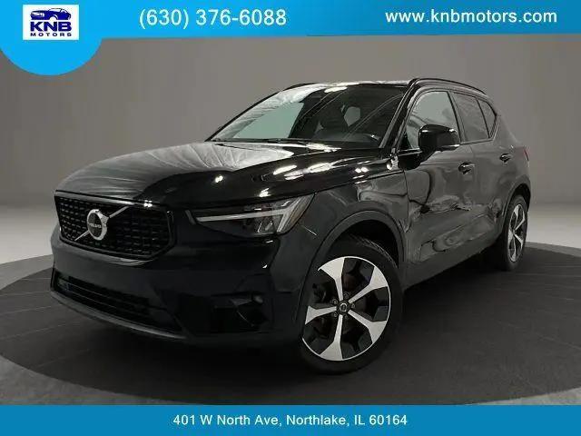 2023 Volvo XC40 B4 Ultimate Dark Theme for sale in Northlake, IL