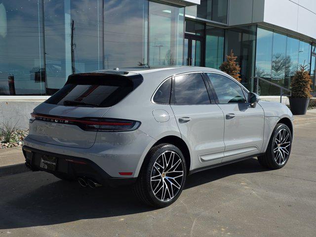 2026 Porsche Macan AWD