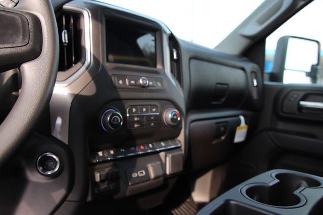 2026 Chevrolet Silverado 2500HD Crew Cab, Standard Bed, WT, 4WD