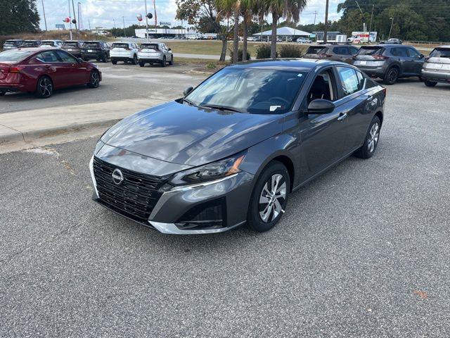 2025 Nissan Altima S FWD