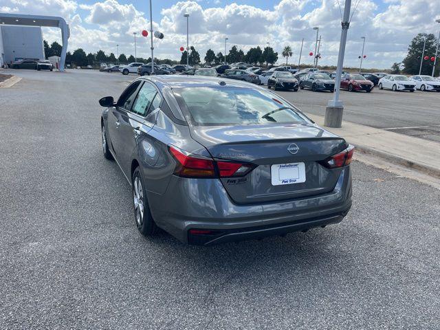 2025 Nissan Altima S FWD