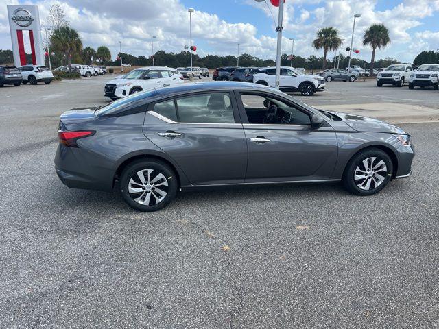 2025 Nissan Altima S FWD