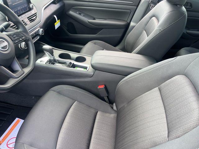 2025 Nissan Altima S FWD