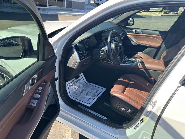 2022 BMW X7 M50i
