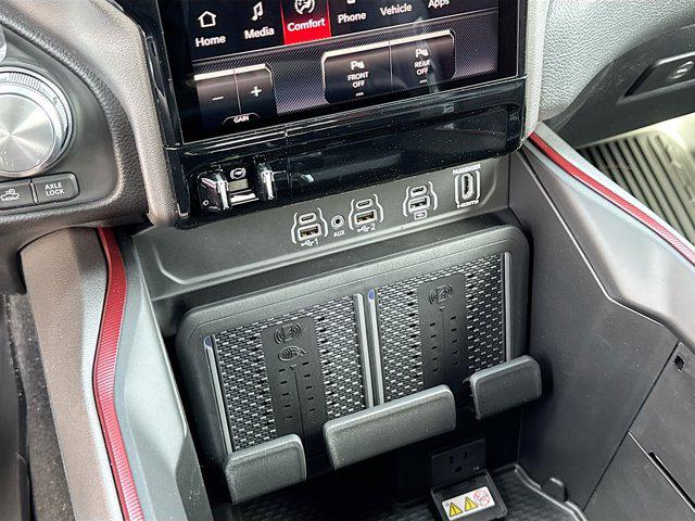 2026 Ram 1500 Rebel Crew Cab 4x4 5'7" Box