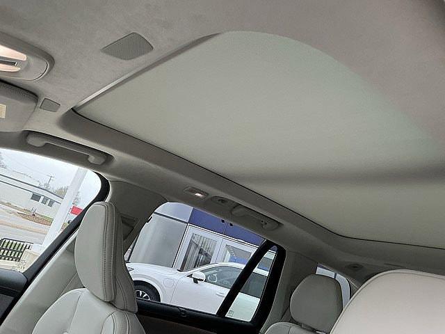 2026 Volvo XC90 Plug-In Hybrid Ultra Dark Theme, T8 AWD, Electric/Gasoline, 6 Seats
