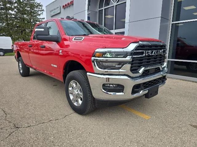 2026 RAM Ram 3500 RAM 3500 BIG HORN CREW CAB 4X4 8 BOX