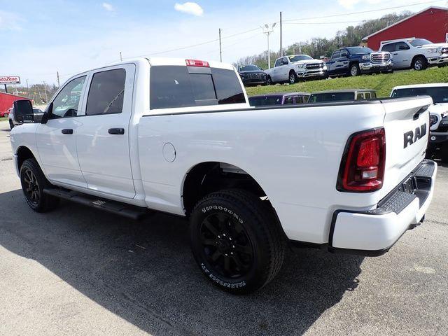 2026 RAM Ram 2500 RAM 2500 BLACK EXPRESS CREW CAB 4X4 64 BOX