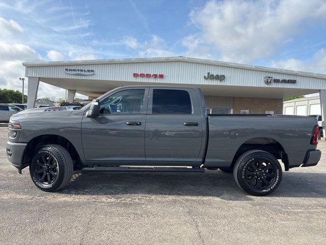 2026 RAM Ram 2500 RAM 2500 BLACK EXPRESS CREW CAB 4X4 64 BOX