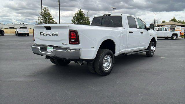 2026 RAM Ram 3500 RAM 3500 TRADESMAN CREW CAB 4X4 8 BOX