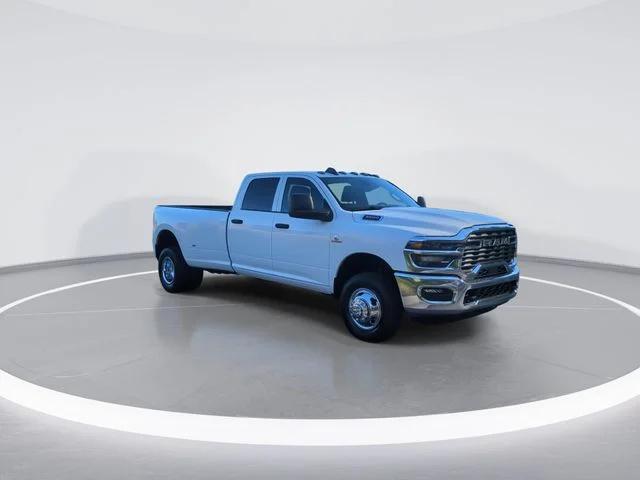 2026 RAM Ram 3500 RAM 3500 TRADESMAN CREW CAB 4X4 8 BOX 2026 RAM Ram 3500 RAM 3500 TRADESMAN CREW CAB 4X4 8 BOX