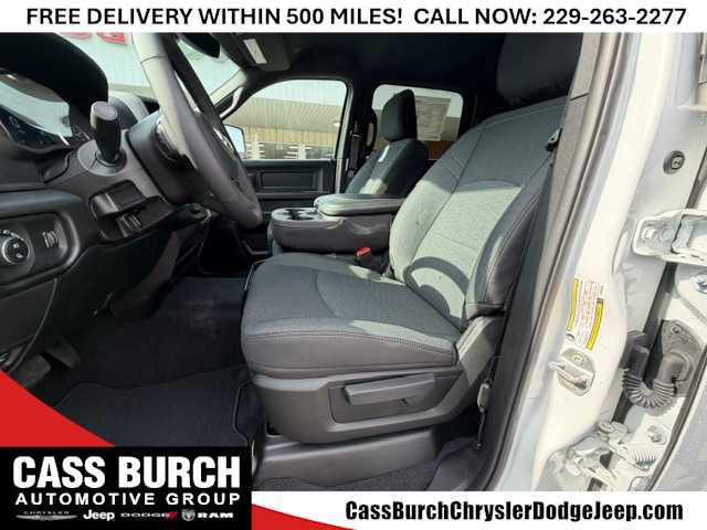 2026 Ram 2500 Black Express Crew Cab 4x4 64 Box