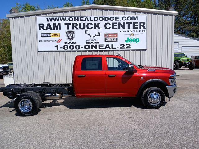 2026 RAM Ram 3500 Chassis Cab RAM 3500 TRADESMAN CREW CAB CHASSIS 4X4 60 CA