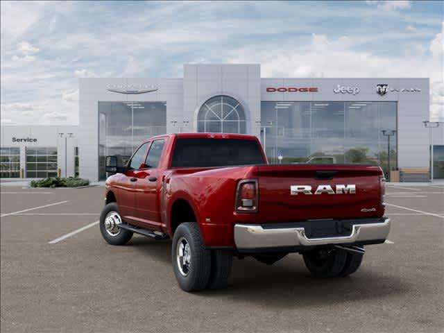 2026 RAM Ram 3500 RAM 3500 TRADESMAN CREW CAB 4X4 8 BOX