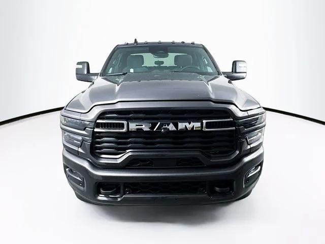 2026 RAM 3500 RAM 3500 BIG HORN CREW CAB 4X4 8 BOX