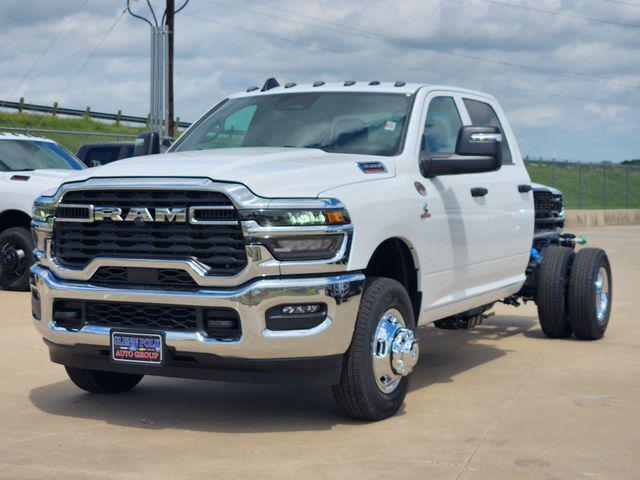 2026 RAM Ram 3500 Chassis Cab RAM 3500 TRADESMAN CREW CAB CHASSIS 4X4 60 CA