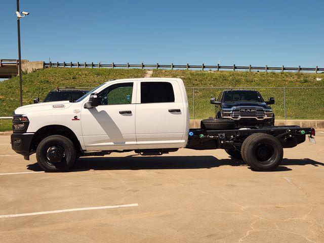 2026 RAM Ram 3500 Chassis Cab RAM 3500 TRADESMAN CREW CAB CHASSIS 4X4 60 CA