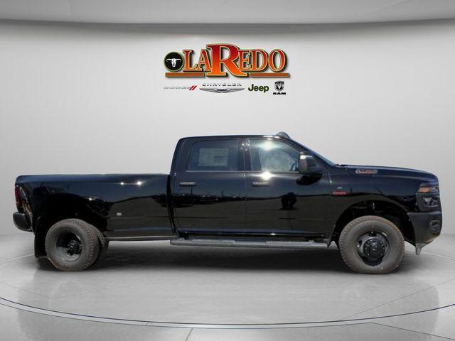 2026 RAM Ram 3500 RAM 3500 TRADESMAN CREW CAB 4X4 8 BOX