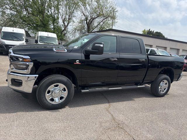 2026 RAM Ram 2500 RAM 2500 TRADESMAN CREW CAB 4X4 64 BOX