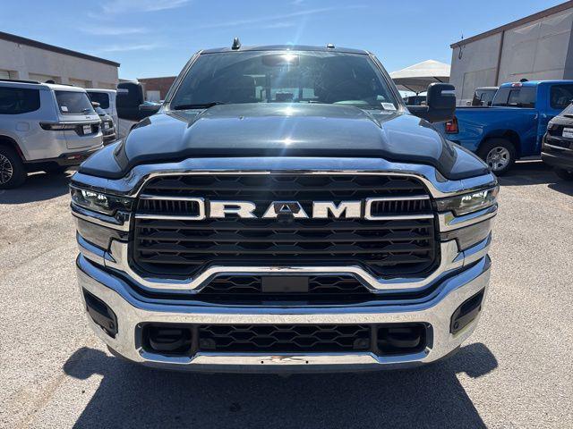 2026 RAM 2500 RAM 2500 TRADESMAN CREW CAB 4X4 64 BOX
