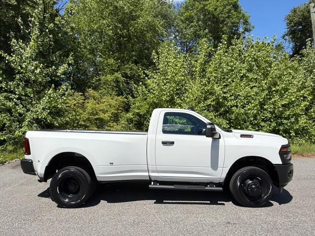 2026 Ram 3500 Tradesman Regular Cab 4x4 8' Box