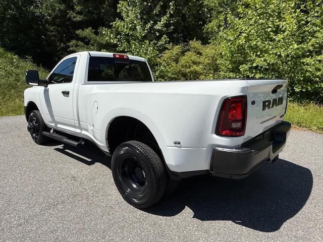 2026 Ram 3500 Tradesman Regular Cab 4x4 8' Box