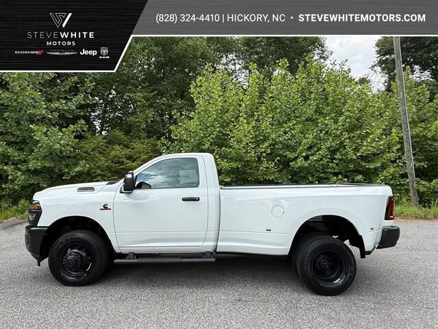 2026 Ram 3500 Tradesman Regular Cab 4x4 8' Box for sale in Hickory, NC