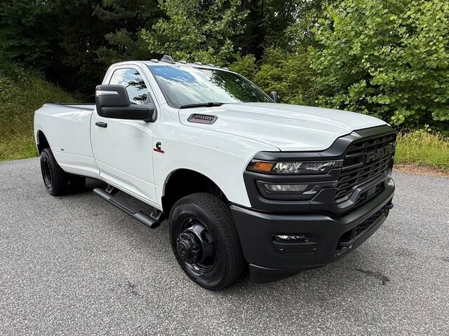 2026 Ram 3500 Tradesman Regular Cab 4x4 8 Box