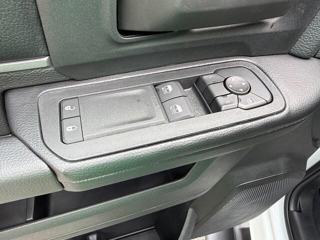 2026 Ram 3500 Tradesman Regular Cab 4x4 8 Box