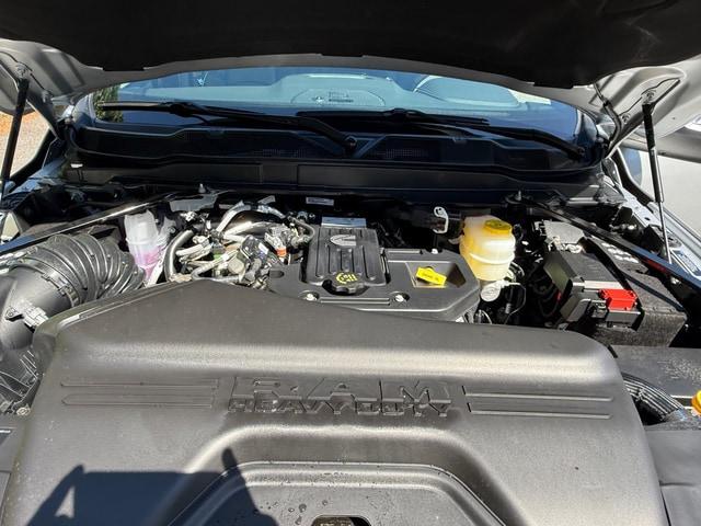 2026 Ram 3500 Laramie Crew Cab 4x4 8' Box