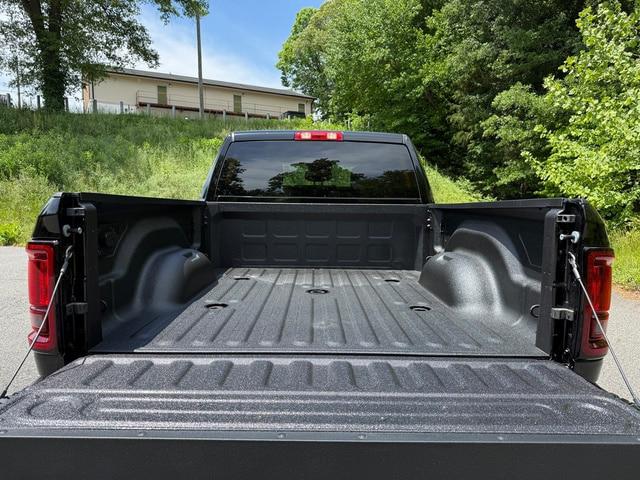 2026 Ram 2500 Big Horn Crew Cab 4x4 64 Box